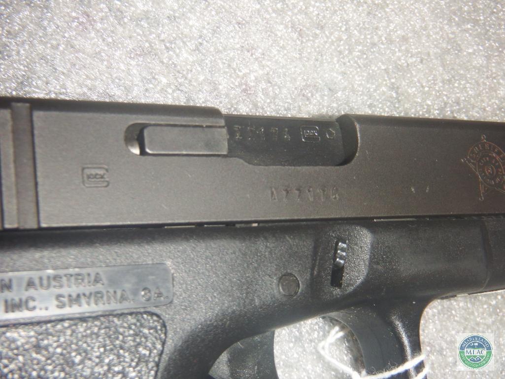 Glock 19 - 9mm pistol