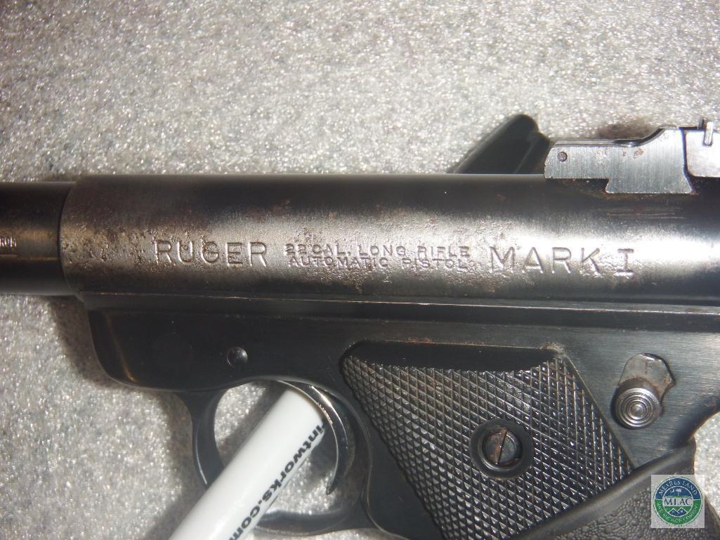 Ruger Mark 1 - .22 LR