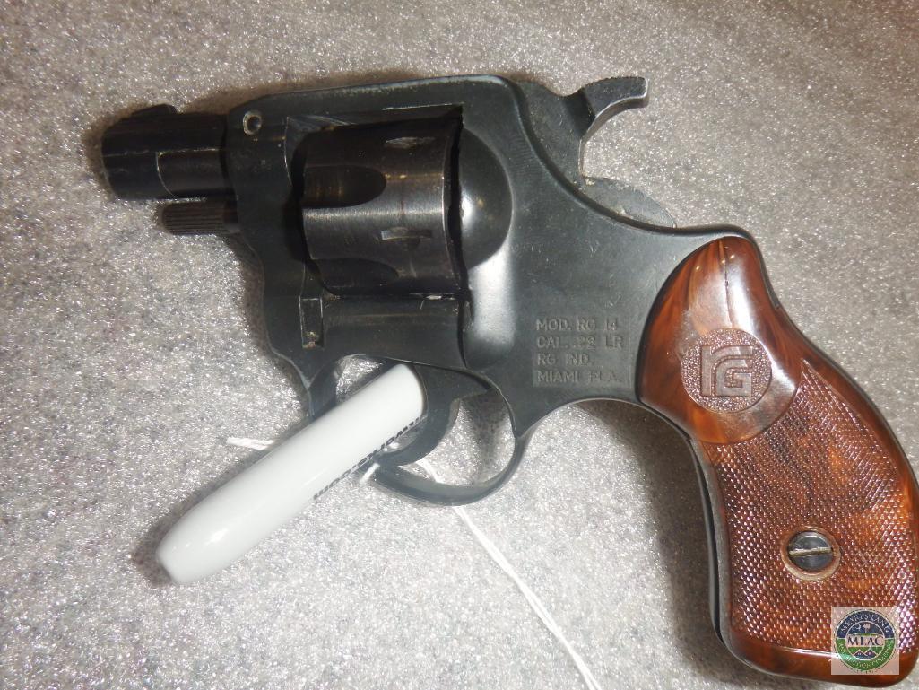 RG Industries - Model 14 revolver - .22LR