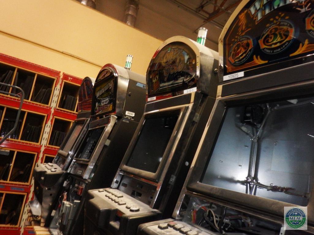 Mixed Lot of Monitor and Touchscreen Slot Machines