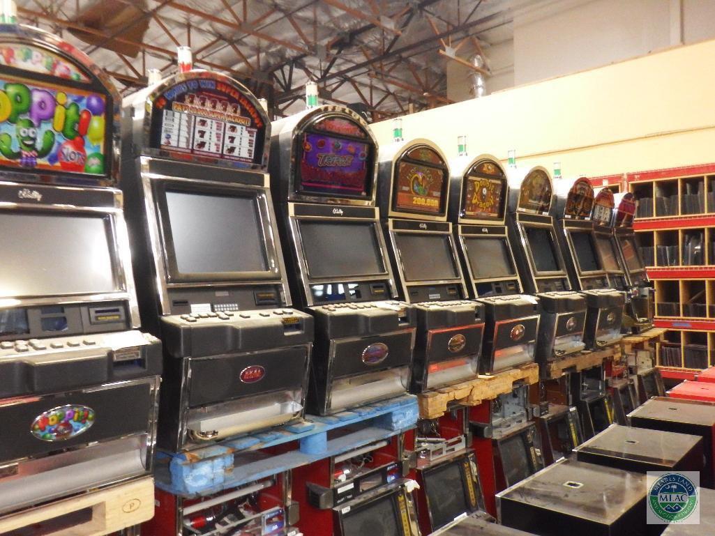 Mixed Lot of Monitor and Touchscreen Slot Machines