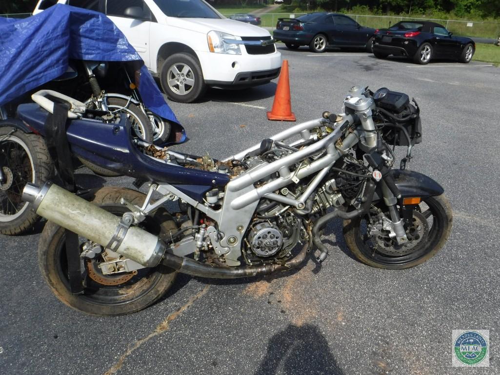 2007 Suzuki motorcycle (with title)