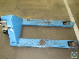 ULINE H-3763 4400-pound capacity pallet jack