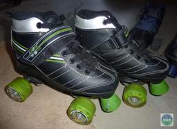 2 Youth Roller Quad Speed Skates Laser & Airwalk Size 4