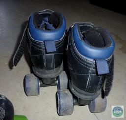 2 Youth Roller Quad Speed Skates Laser & Airwalk Size 4
