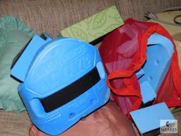 Lot Couch, Infrared Heater, Vase, +
