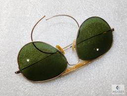 Vintage Avaiator Glasses Gray Lens Gold Tone Frame