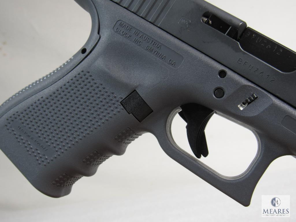 Glock 19 Gen 4 Semi-Auto Pistol in Tungsten Gray