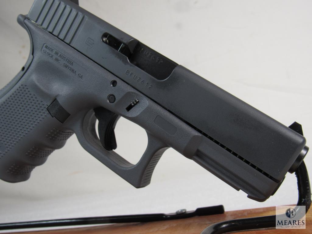 Glock 19 Gen 4 Semi-Auto Pistol in Tungsten Gray