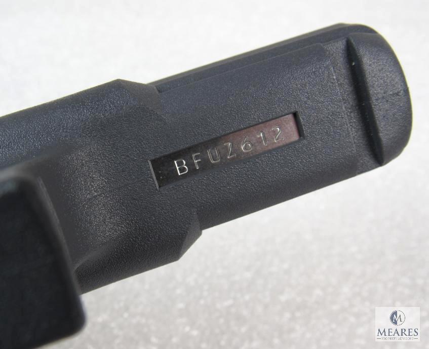 Glock 19 Gen 4 Semi-Auto Pistol in Tungsten Gray