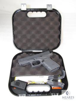 Glock 19 Gen 4 Semi-Auto Pistol in Tungsten Gray