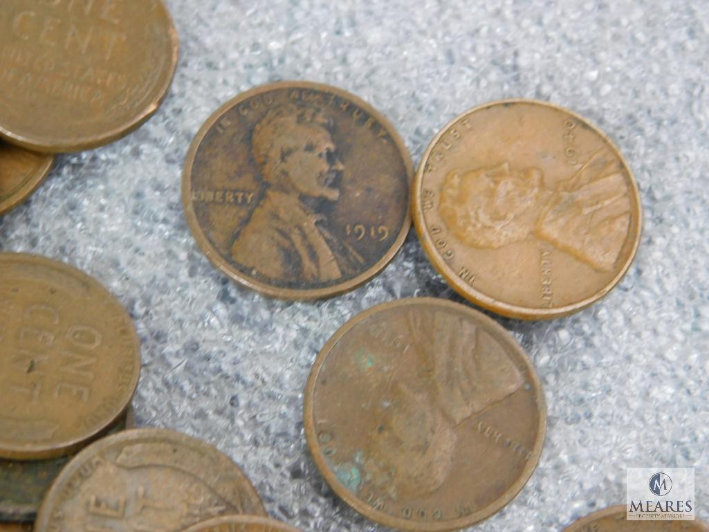 Approximately 1 pound of mixed Lincolns cents