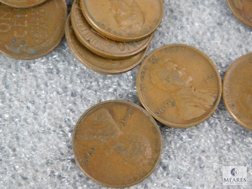Approximately 1 pound of mixed Lincolns cents