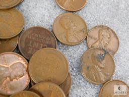 Approximately 1 pound of mixed Lincolns cents