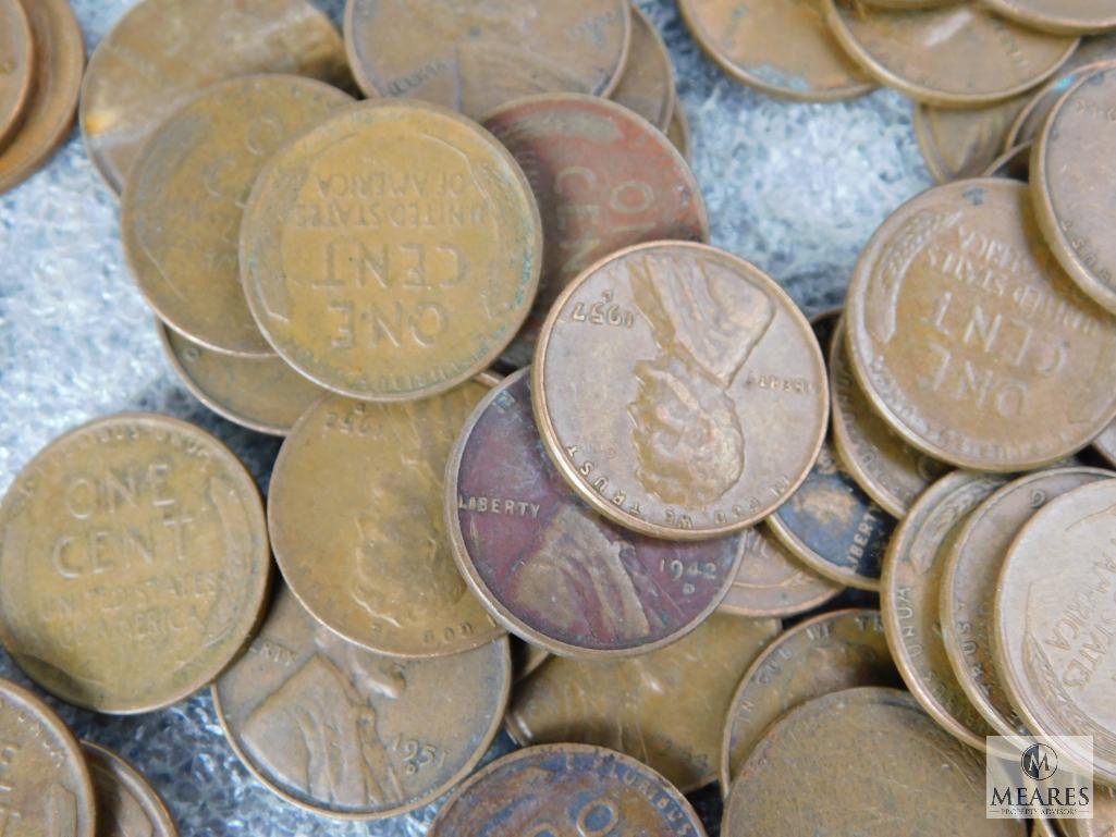 Approximately 1 pound of mixed Lincolns cents