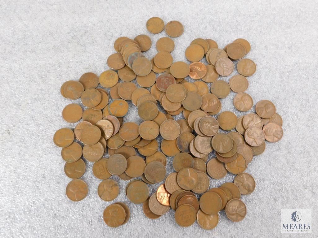 Approximately 1 pound of mixed Lincolns cents