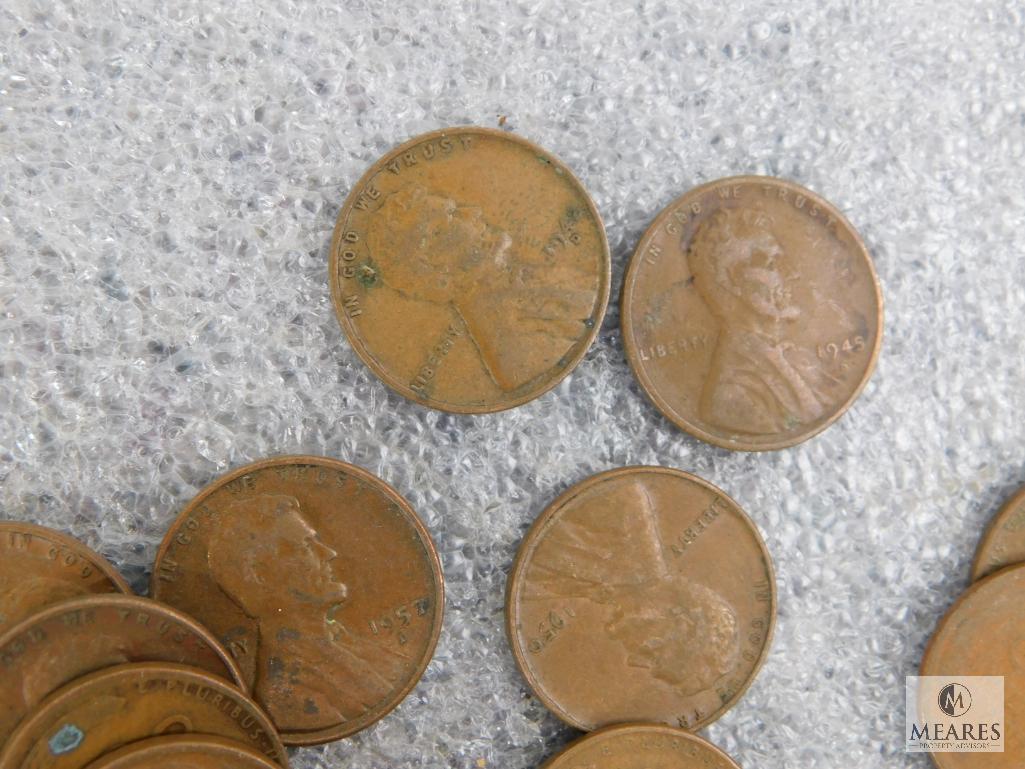 Approximately 1 pound of mixed Lincolns cents