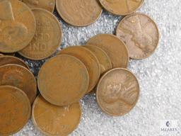 Approximately 1 pound of mixed Lincolns cents