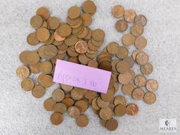 Approximately 1 pound of mixed Lincolns cents