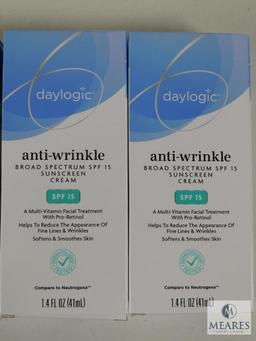 Lot 4 New Boxes Daylogic Anti-Wrinkle Cream SPF 15 1.4 oz Bottles