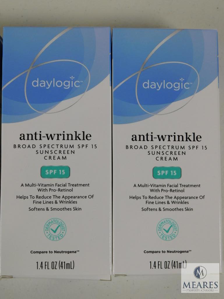 Lot 4 New Boxes Daylogic Anti-Wrinkle Cream SPF 15 1.4 oz Bottles