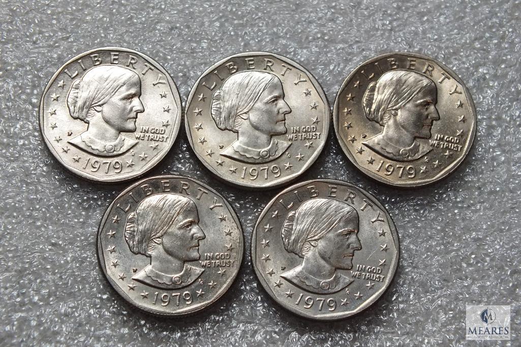 Lot of (5) 1979 Susan B Anthony dollars - Possible Wide Rim - Near Date Varieties included