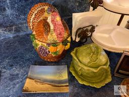 Mixed Lot of Serving Ware