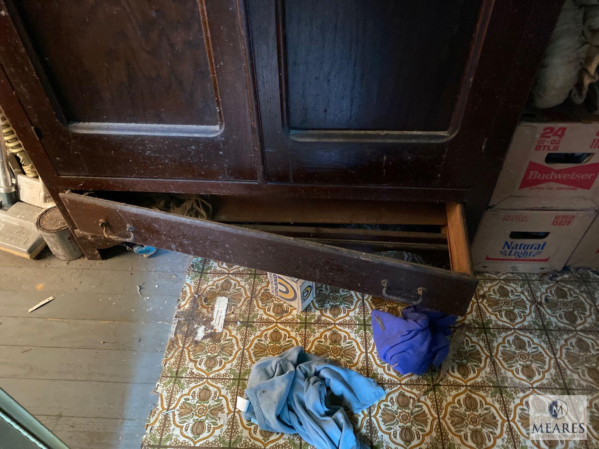CONTENTS of Utility Room - INCLUDES Washer and Dryer