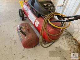 HUSKY Rolling 16-gallon Air Compressor - WL650703AJ
