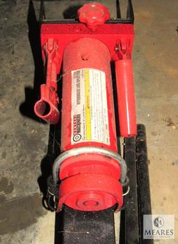 Central Machinery 10 Ton Hydraulic Log Splitter