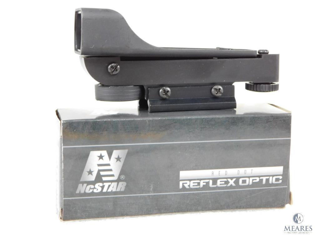New NcStar Red Dot Reflex Sight with Weaver Mount. Great on Rifle, Pistol or Shotgun