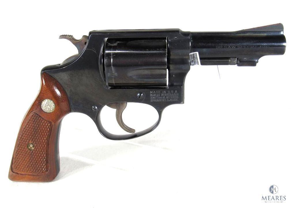 Smith & Wesson Model 36 "No Dash" Chief's Special Revolver with Square Butt, and 3 Inch Barrel Blued