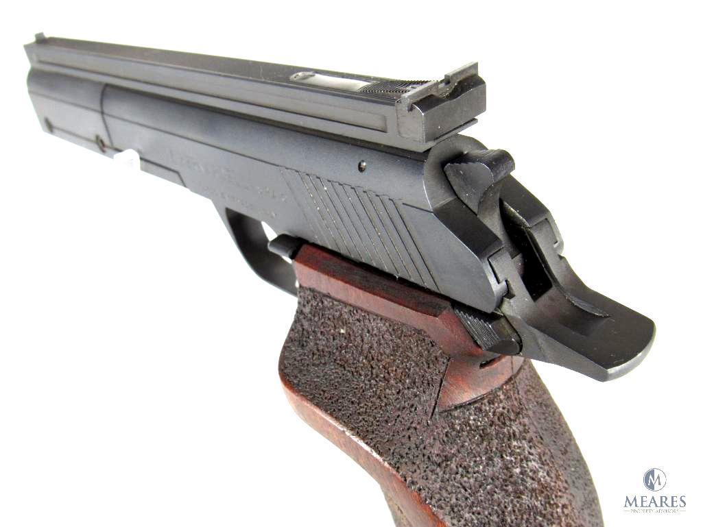 Bernardelli Model P010 Target .22LR Semi-Auto Pistol (4195)