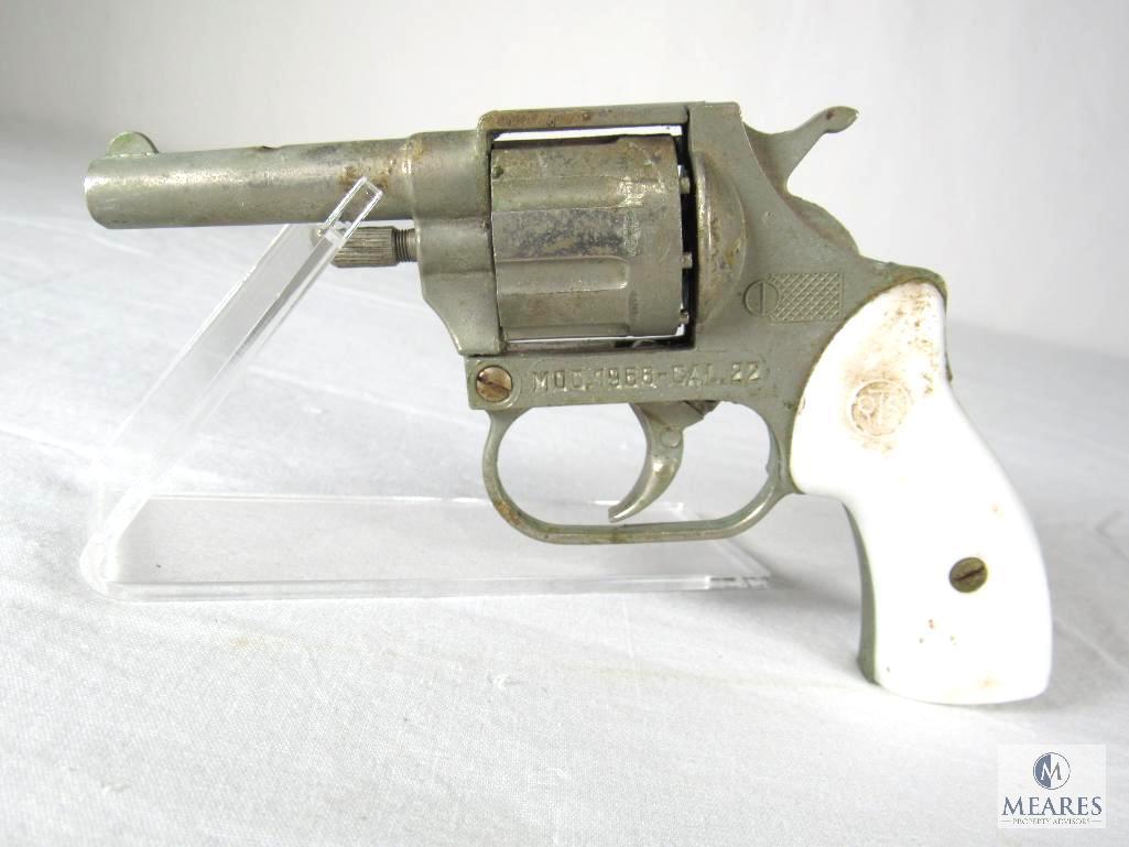RTS Italian Made Starter Pistol. .22 Caliber blanks only