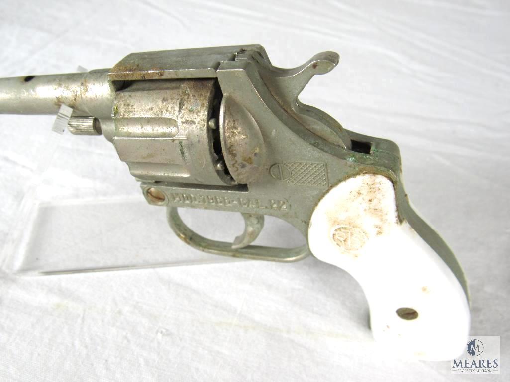 RTS Italian Made Starter Pistol. .22 Caliber blanks only