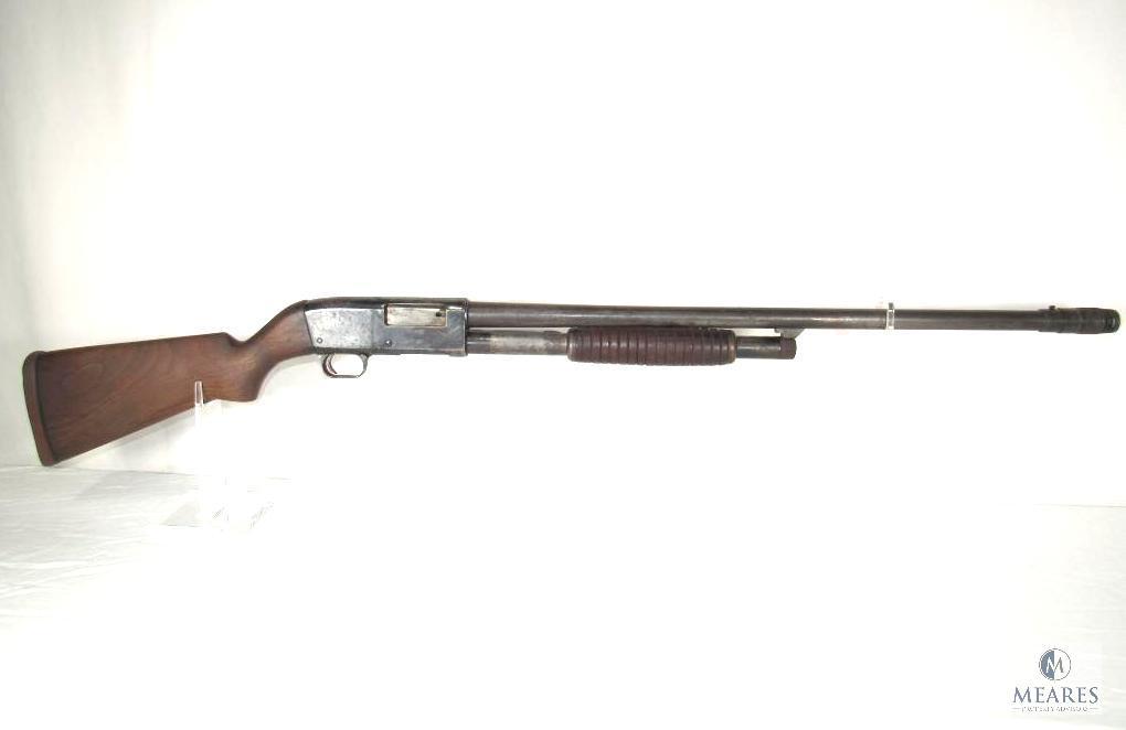 Western Field Model 40N Pump-Action 12 Gauge Shotgun (4409)