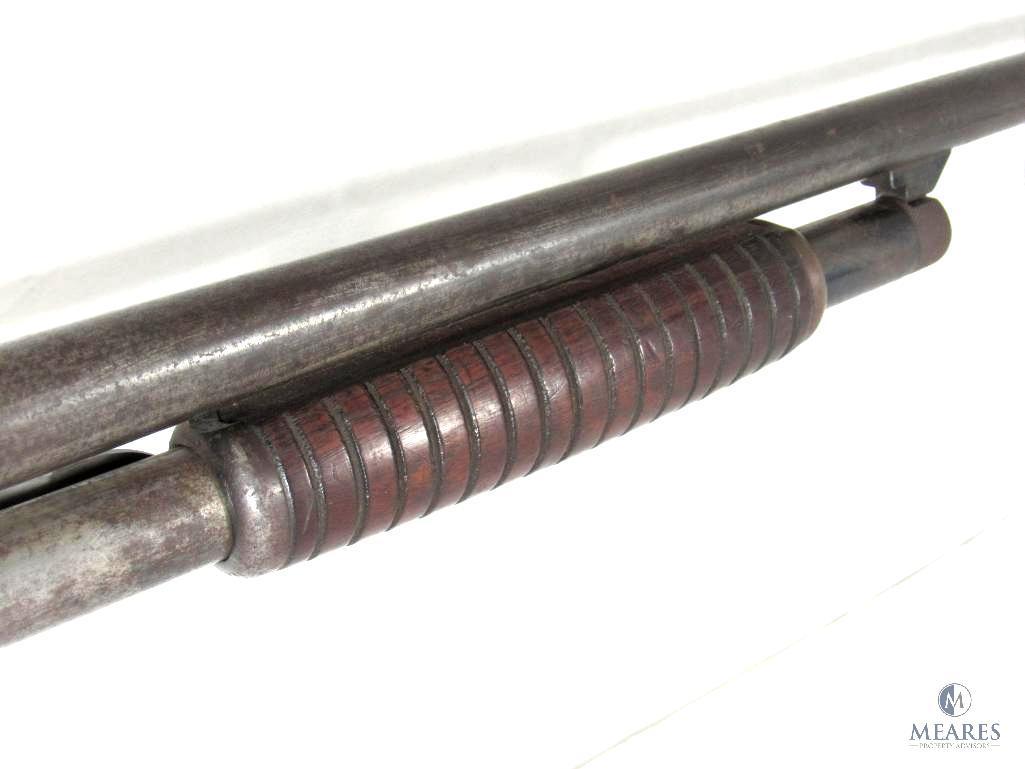Western Field Model 40N Pump-Action 12 Gauge Shotgun (4409)