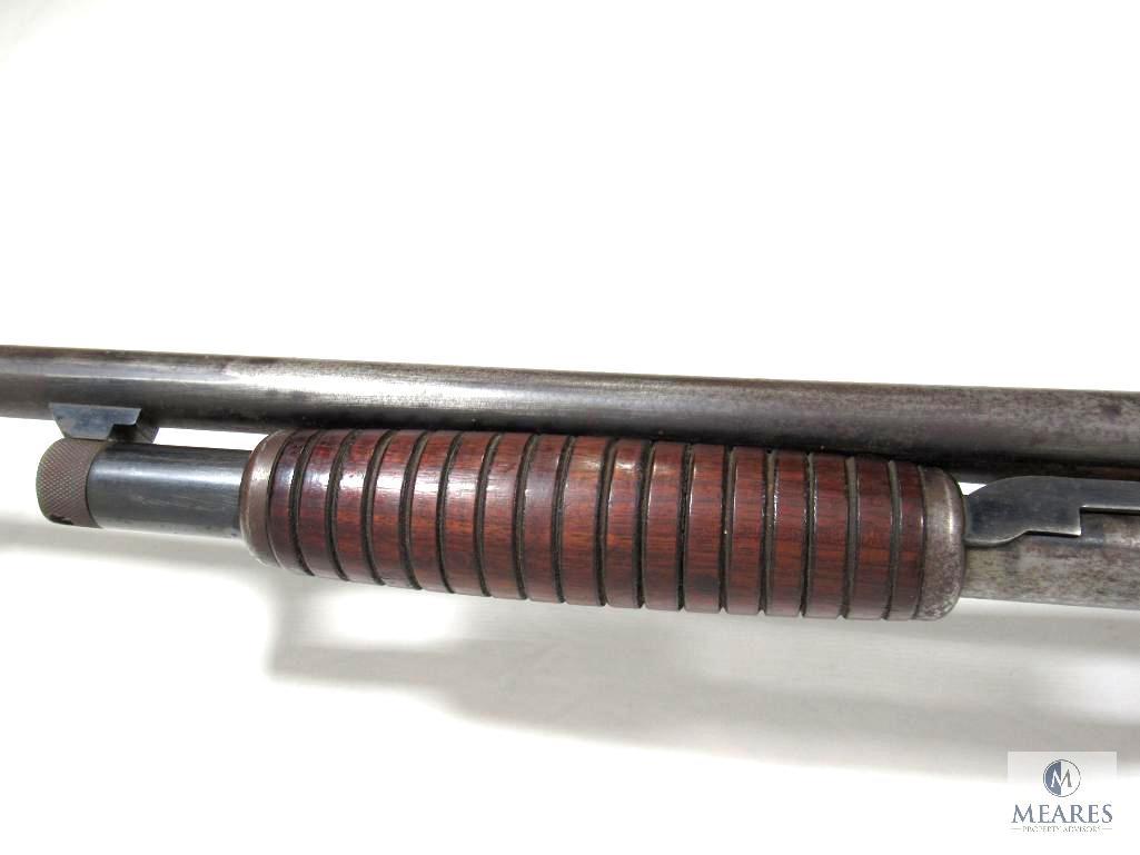 Western Field Model 40N Pump-Action 12 Gauge Shotgun (4409)