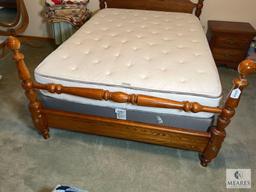 Wooden Queen-sized Bed with Mattress and Boxsprings