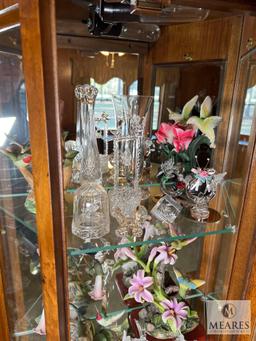 Contents of the Display Cabinet - Decorative Glass, Flowers, Birds