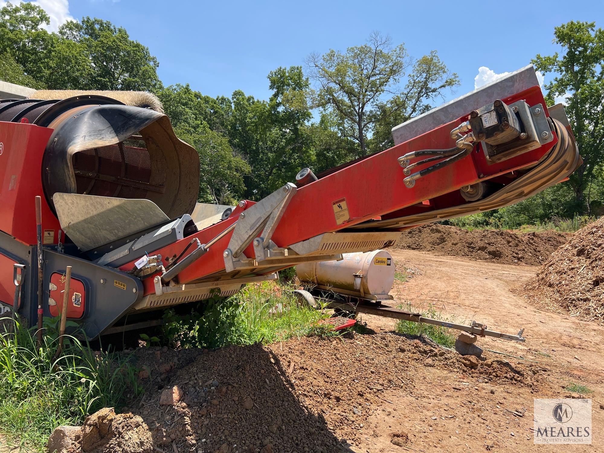2018 EZYSTAK T3000 Trommel with Screen and Conveyor