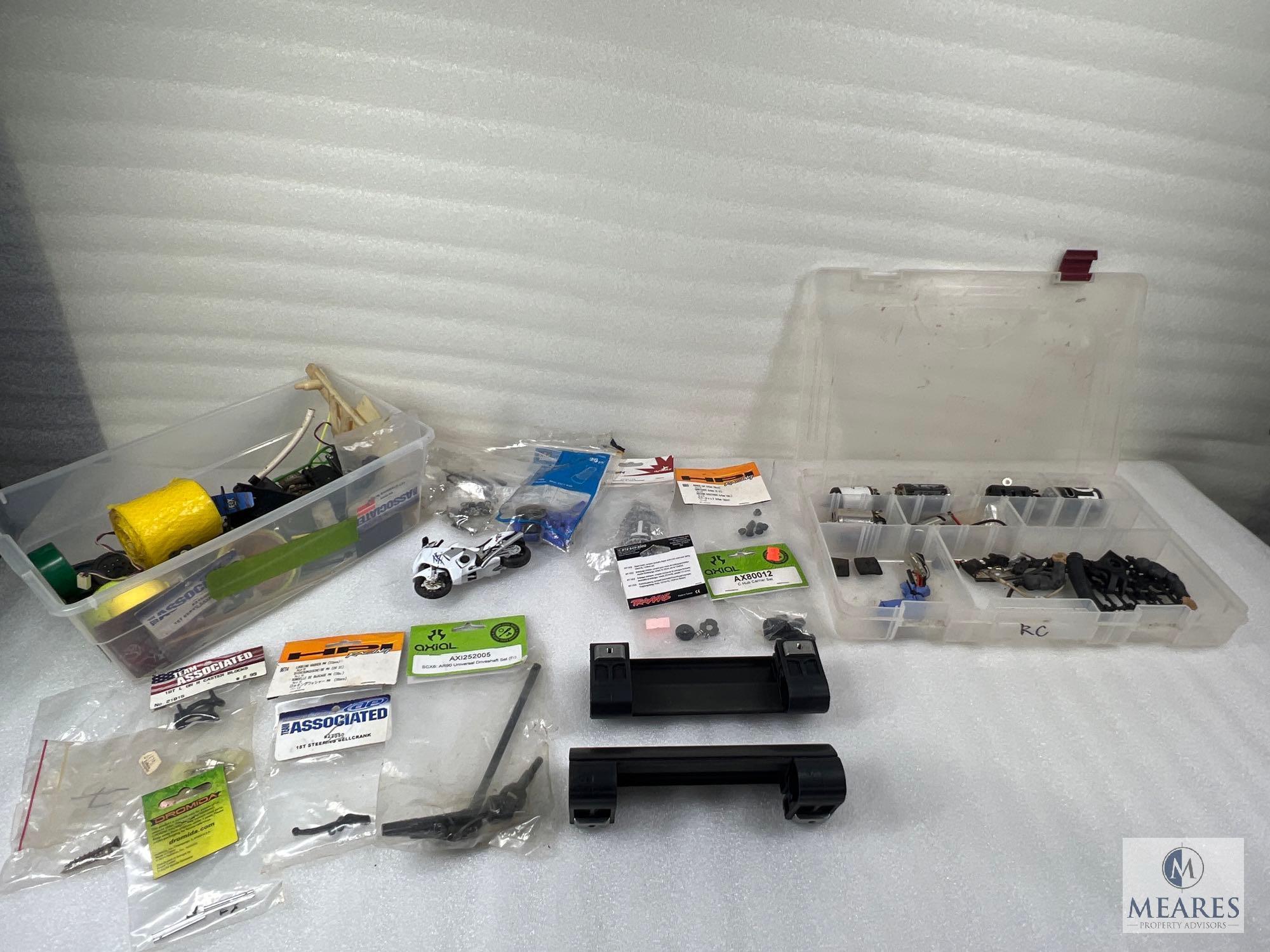 Large Lot of R/C Vehicle and Boat Parts and Accessories
