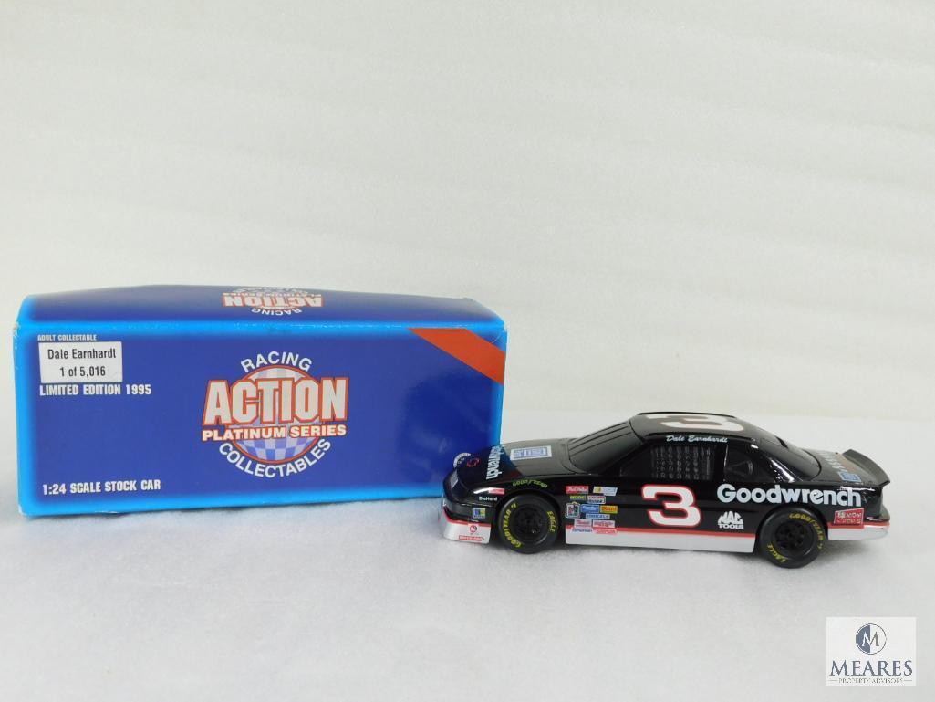 Racing Action Series Dale Earnhardt Limited Edition 1995 Race Car 1:24 Scale