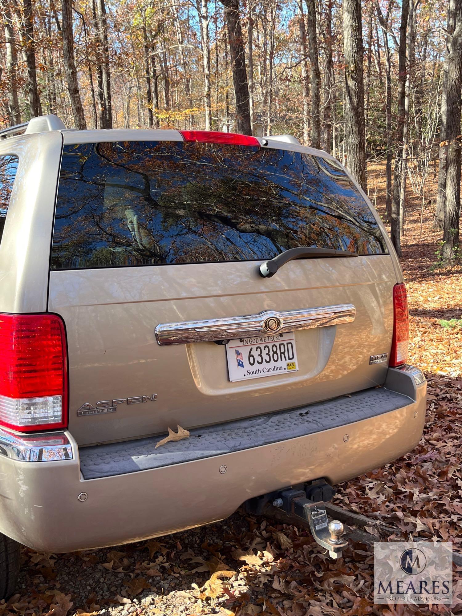 2009 Chrysler Aspen Multipurpose Vehicle (MPV), VIN # 1A8HX58TX9F700279