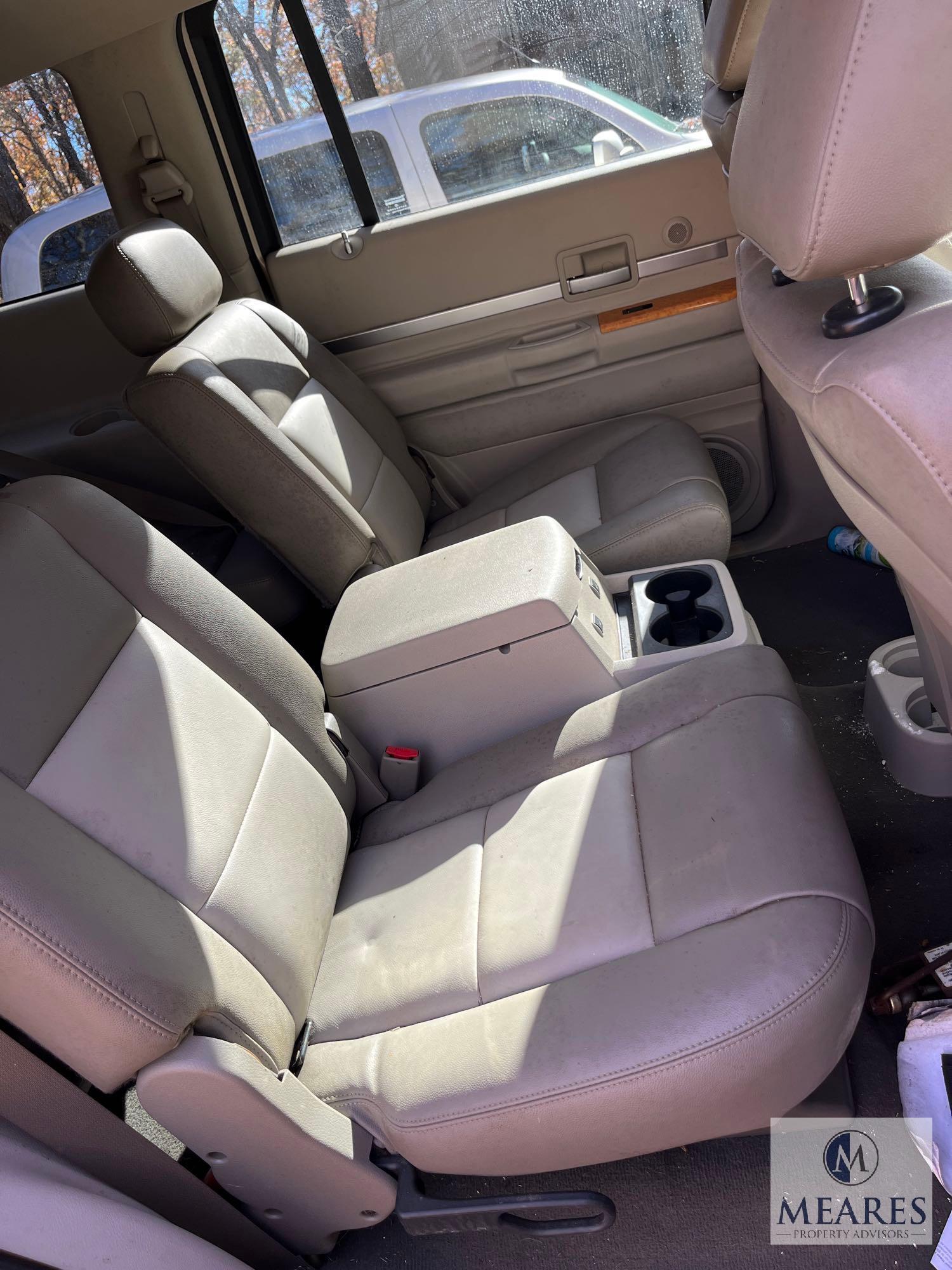 2009 Chrysler Aspen Multipurpose Vehicle (MPV), VIN # 1A8HX58TX9F700279