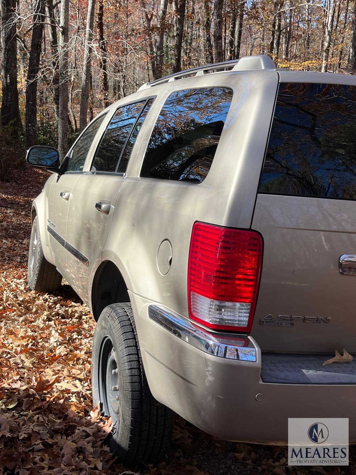 2009 Chrysler Aspen Multipurpose Vehicle (MPV), VIN # 1A8HX58TX9F700279