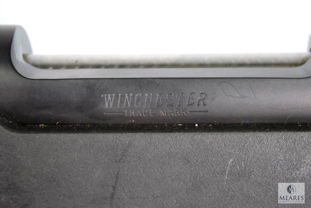 (5693) Winchester Model 70 Bolt Action Rifle Chambered in .270 Win.