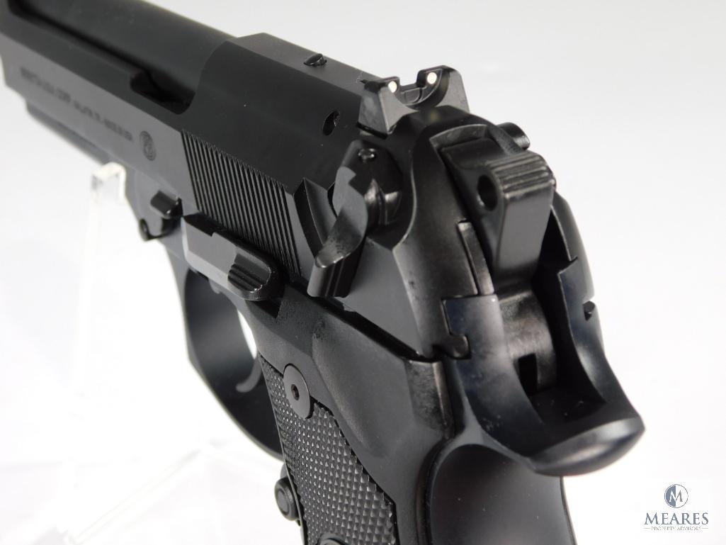 Beretta 92FS Semi-Automatic Pistol Chambered in 9mm (4858)