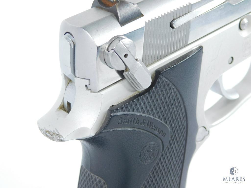 Smith & Wesson Model 6906 Semi-Auto 9mm Compact Stainless Pistol (5349)