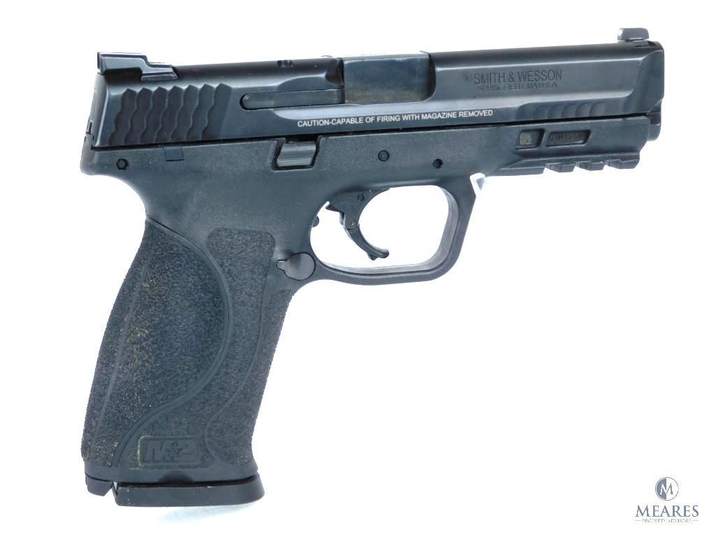 Smith & Wesson M&P Semi-Auto .40 S&W Pistol (5100)